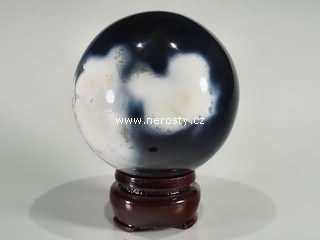 chalcedony, sphere